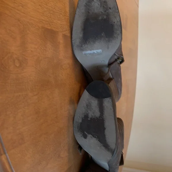 Paul Green Suede Bronze- Brown Ankle Boot- very good condition - Picture 4 of 8